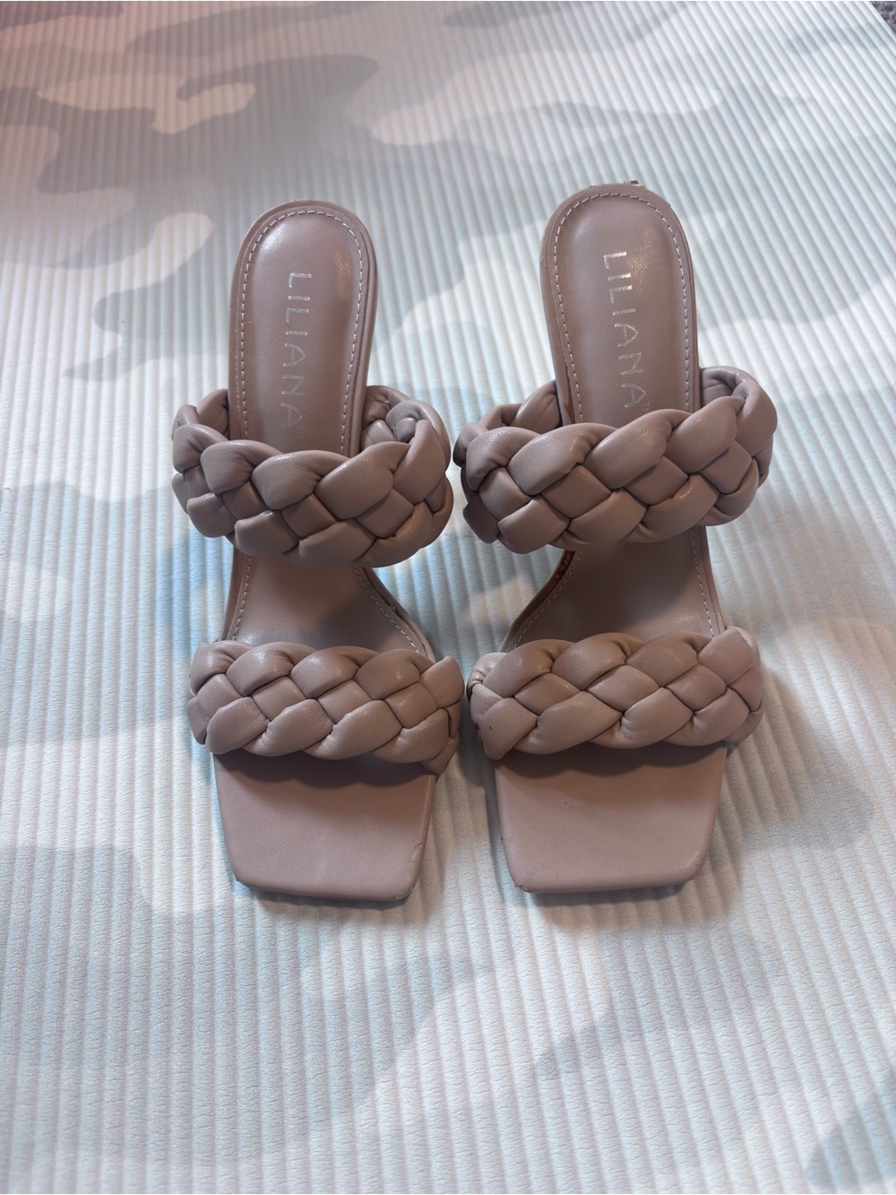LILIANA Taupe Braided Double-Strap Slide Mules. Size 8